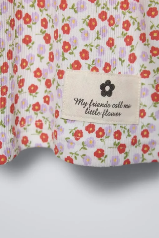 2-6 AÑOS/ PIJAMA FLORES