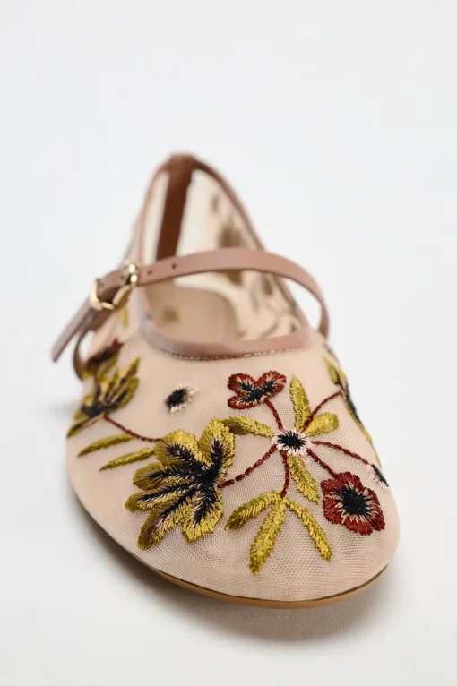 BAILARINA MESH BORDADO FLORES