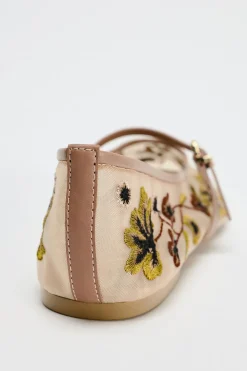 BAILARINA MESH BORDADO FLORES