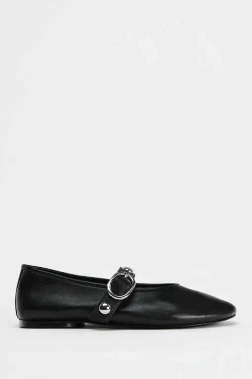 BAILARINAS TACHAS PIEL