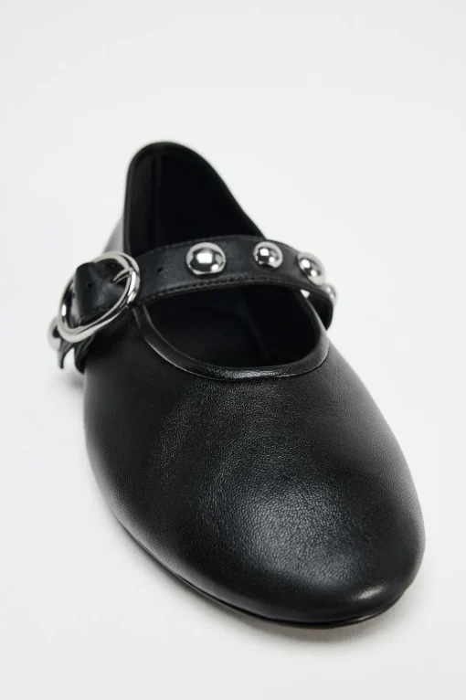 BAILARINAS TACHAS PIEL
