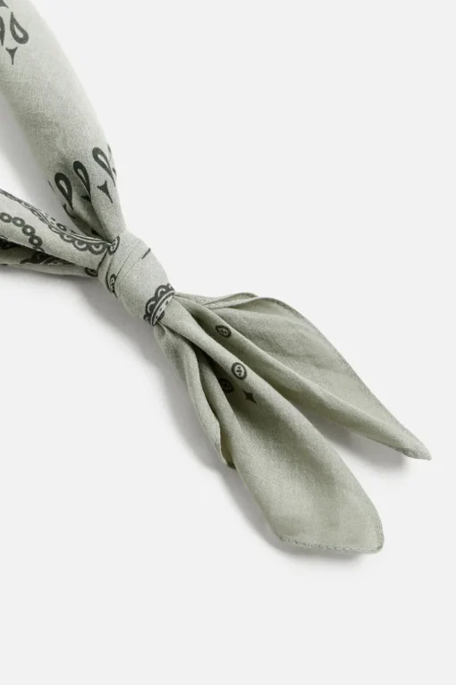 BANDANA ESTAMPADO PAISLEY
