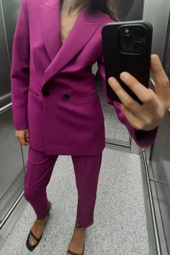 BLAZER CRUZADA CINTURÓN ESPALDA