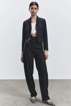 BLAZER ENTALLADA CON LANA ZW COLLECTION