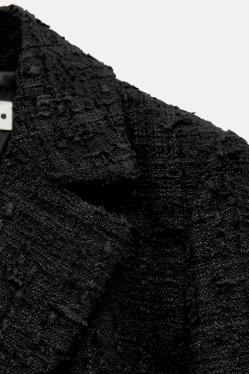 BLAZER ESTRUCTURA BOTONES ZW COLLECTION