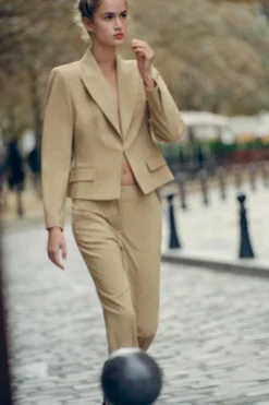 BLAZER HOMBRERAS BRILLOS
