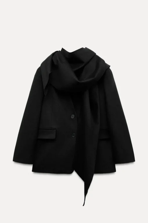 BLAZER OVERSIZE CON LANA BUFANDA