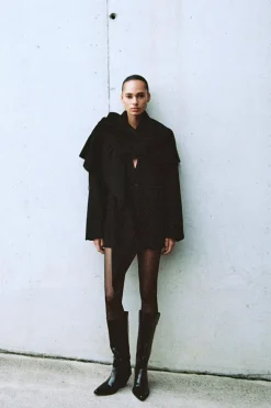 BLAZER OVERSIZE CON LANA BUFANDA