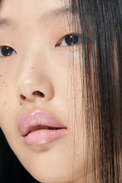 BÁLSAMO CON COLOR PARA LABIOS SPF30
