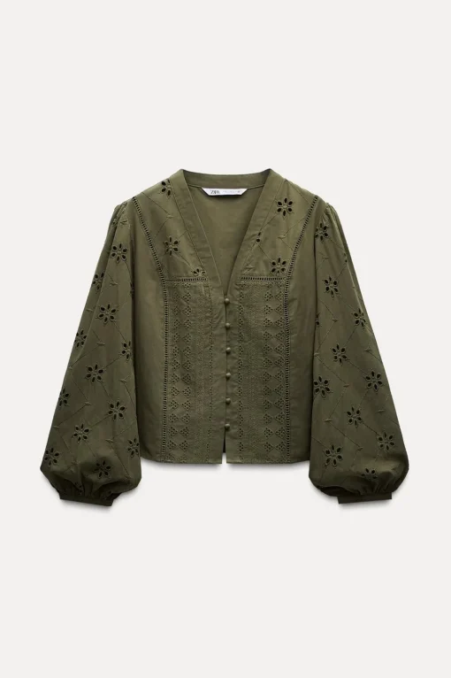 BLUSA BORDADOS PERFORADOS