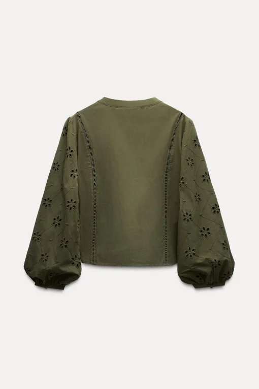BLUSA BORDADOS PERFORADOS