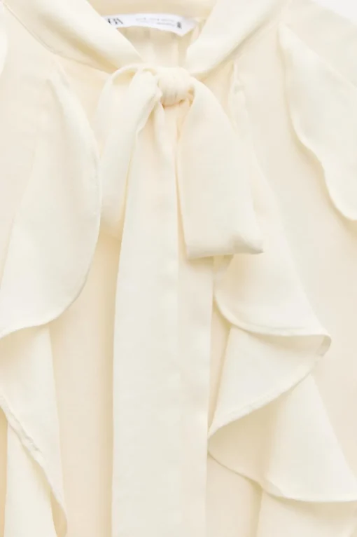 BLUSA ROMÁNTICA VOLANTES