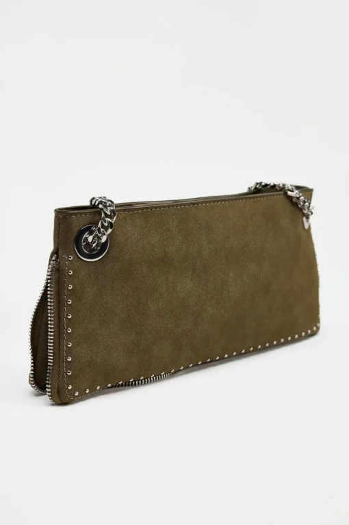 BOLSO ALARGADO TACHAS