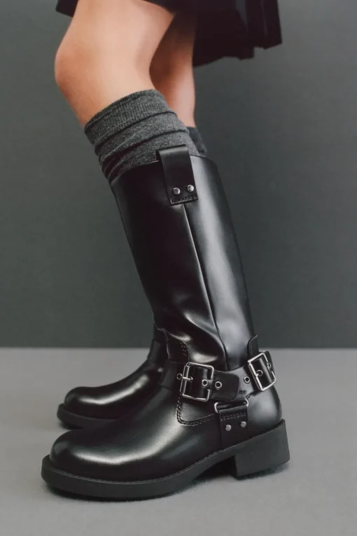 BOTA ALTA HEBILLAS