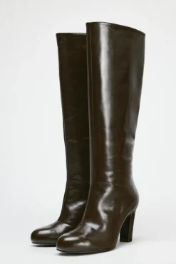 BOTA CAÑA ANCHA PIEL