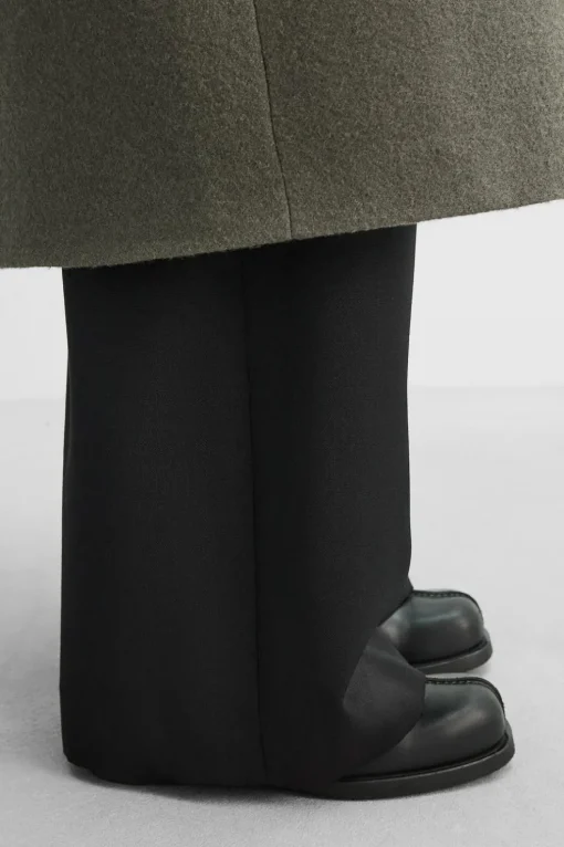 BOTA CHELSEA PIEL X NANUSHKA