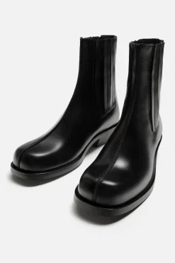 BOTA CHELSEA PIEL X NANUSHKA