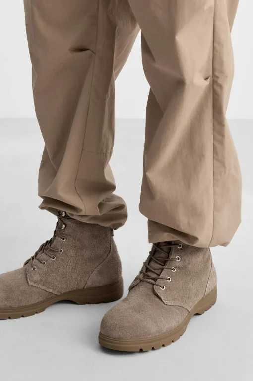 BOTA CORDONES PIEL