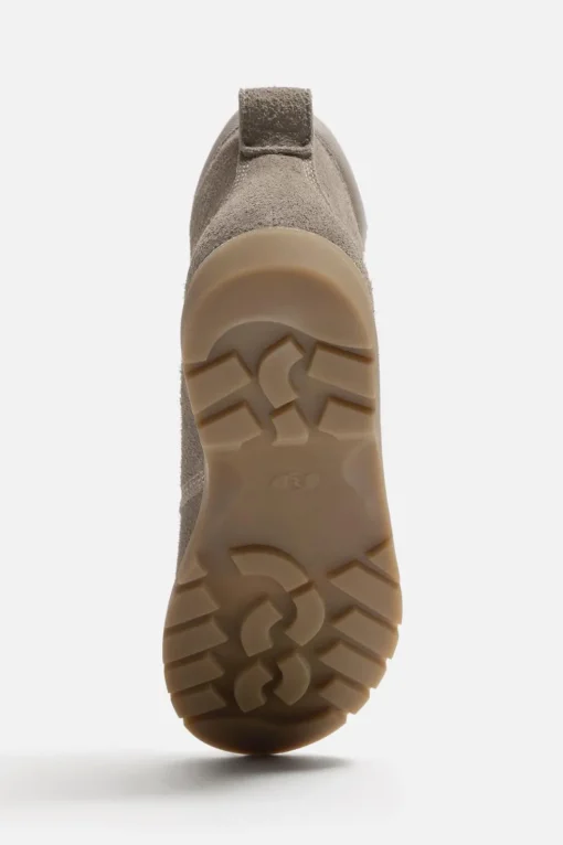 BOTA CORDONES PIEL