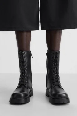 BOTA CORDONES SUELA VOLUMEN