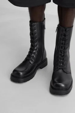 BOTA CORDONES SUELA VOLUMEN