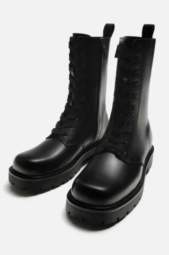 BOTA CORDONES SUELA VOLUMEN