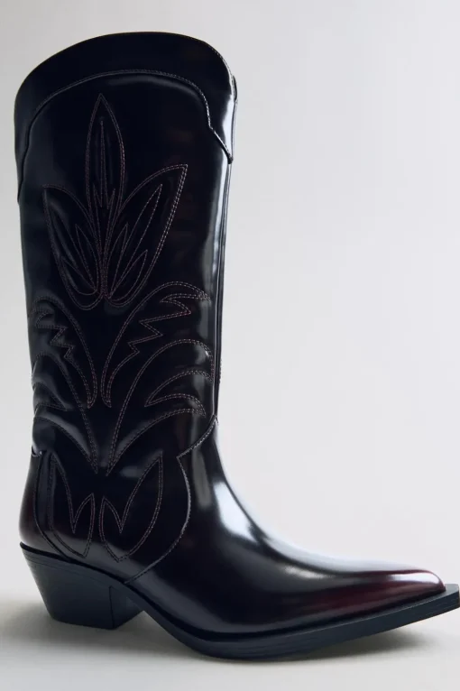 BOTA COWBOY BORDADOS
