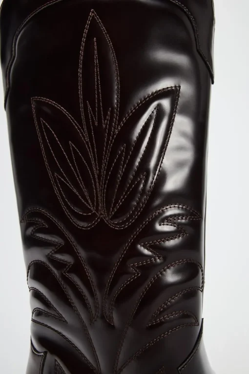 BOTA COWBOY BORDADOS