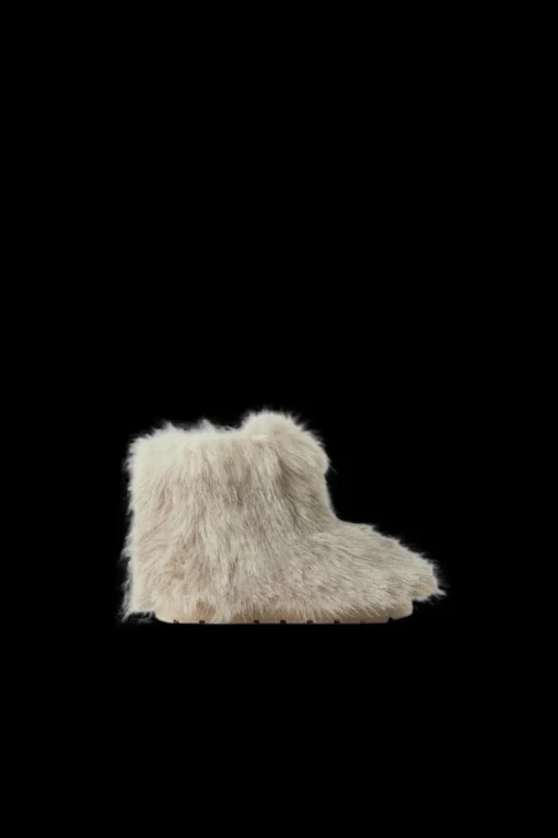 BOTA PELO