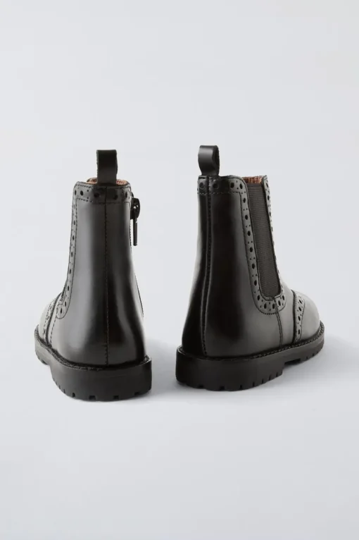 BOTA PICADOS PIEL