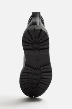 BOTA PIEL CORDONES