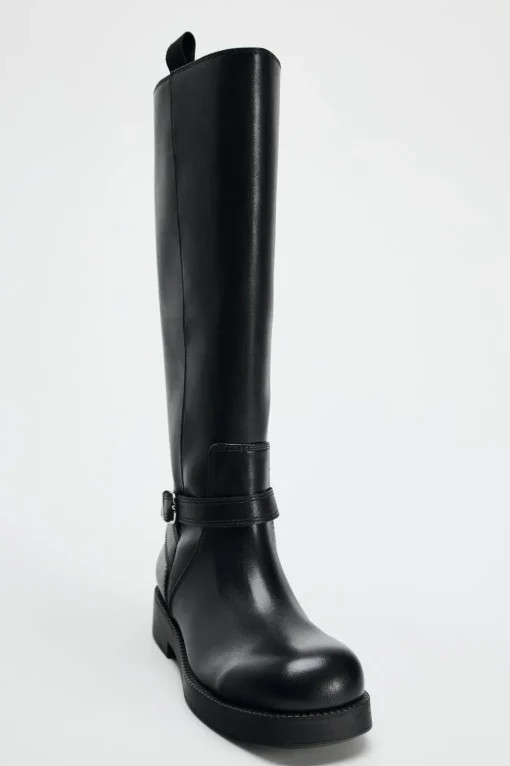 BOTA PLANA HEBILLA