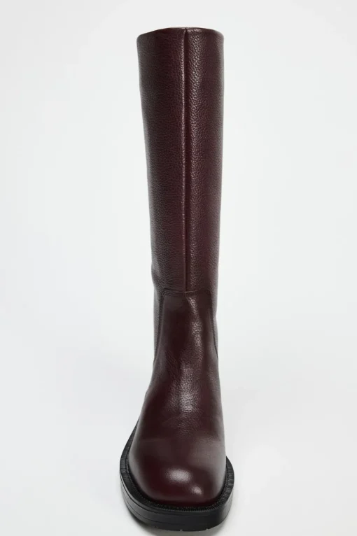 BOTA PLANA HEBILLA PIEL