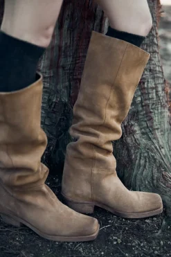 BOTA SERRAJE CAÑA ANCHA