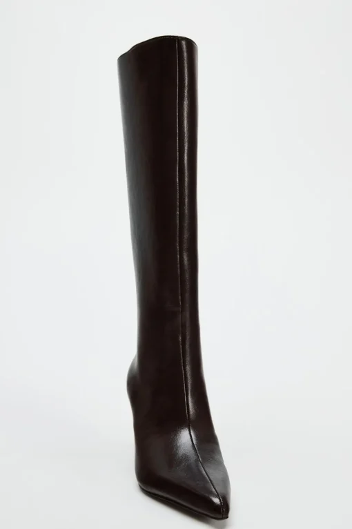 BOTA TACÓN FINO