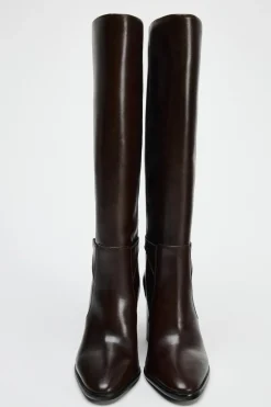 BOTA TACÓN HEBILLA PIEL