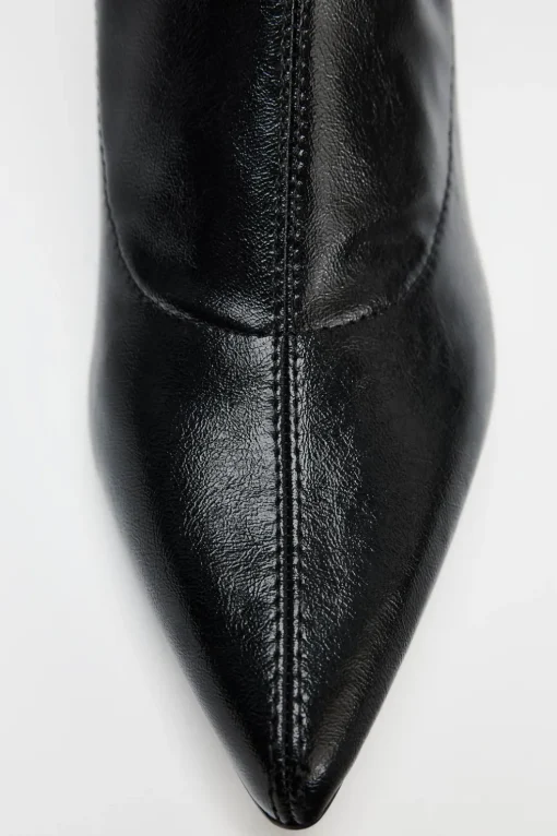 BOTA TACÓN KITTEN