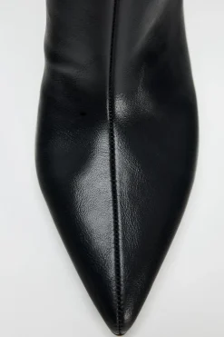 BOTA TACÓN PESPUNTE