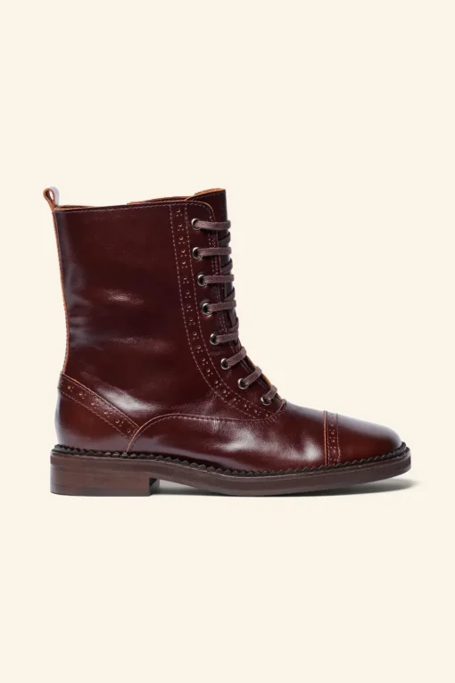 BOTÍN PIEL CORDONES LIMITED EDITION