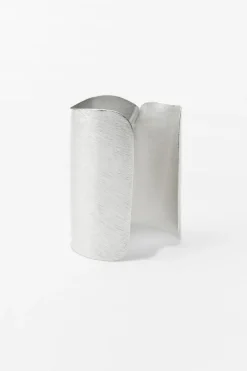 BRAZALETE METÁLICO