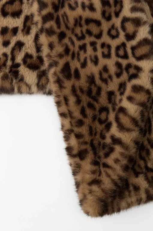 BUFANDA EFECTO PELO ESTAMPADO ANIMAL