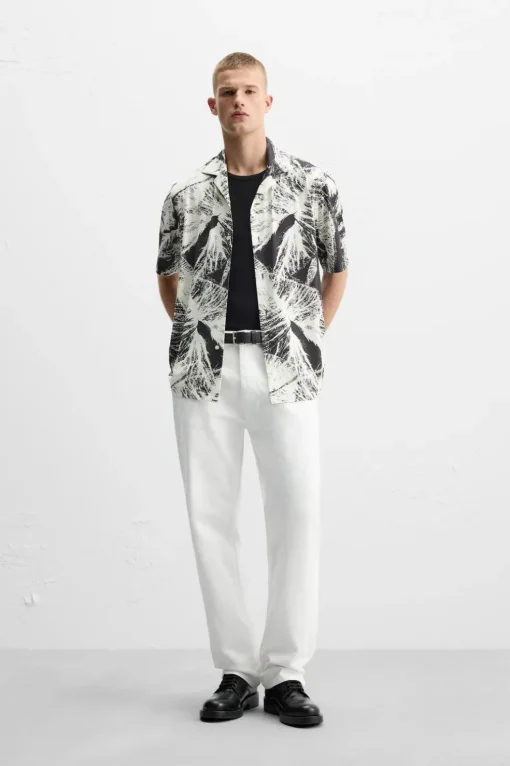 CAMISA ELÁSTICA ESTAMPADO HOJAS