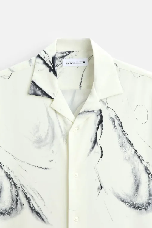 CAMISA ELÁSTICA ESTAMPADO ABSTRACTO