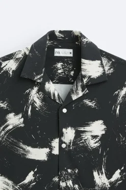CAMISA ELÁSTICA ESTAMPADO ABSTRACTO