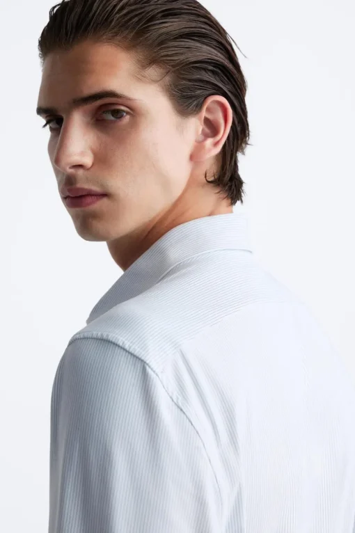 CAMISA ELÁSTICA RAYAS