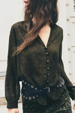 CAMISA ESTAMPADA VIVO TERCIOPELO