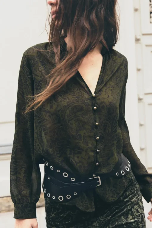 CAMISA ESTAMPADA VIVO TERCIOPELO