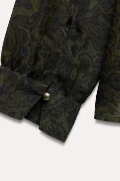 CAMISA ESTAMPADA VIVO TERCIOPELO