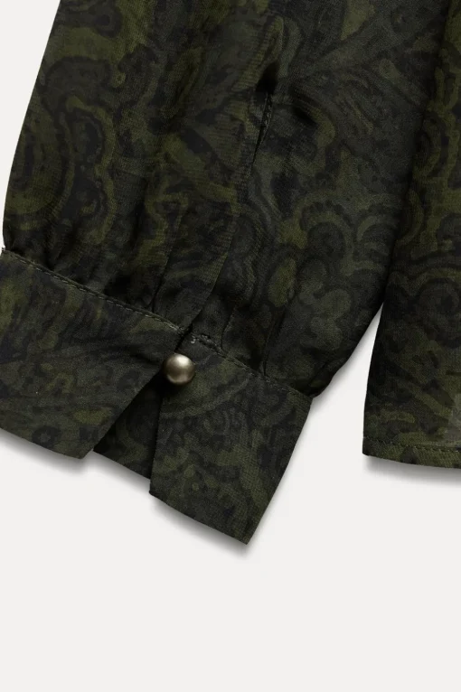 CAMISA ESTAMPADA VIVO TERCIOPELO