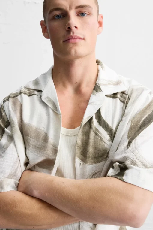 CAMISA ESTAMPADO ABSTRACTO